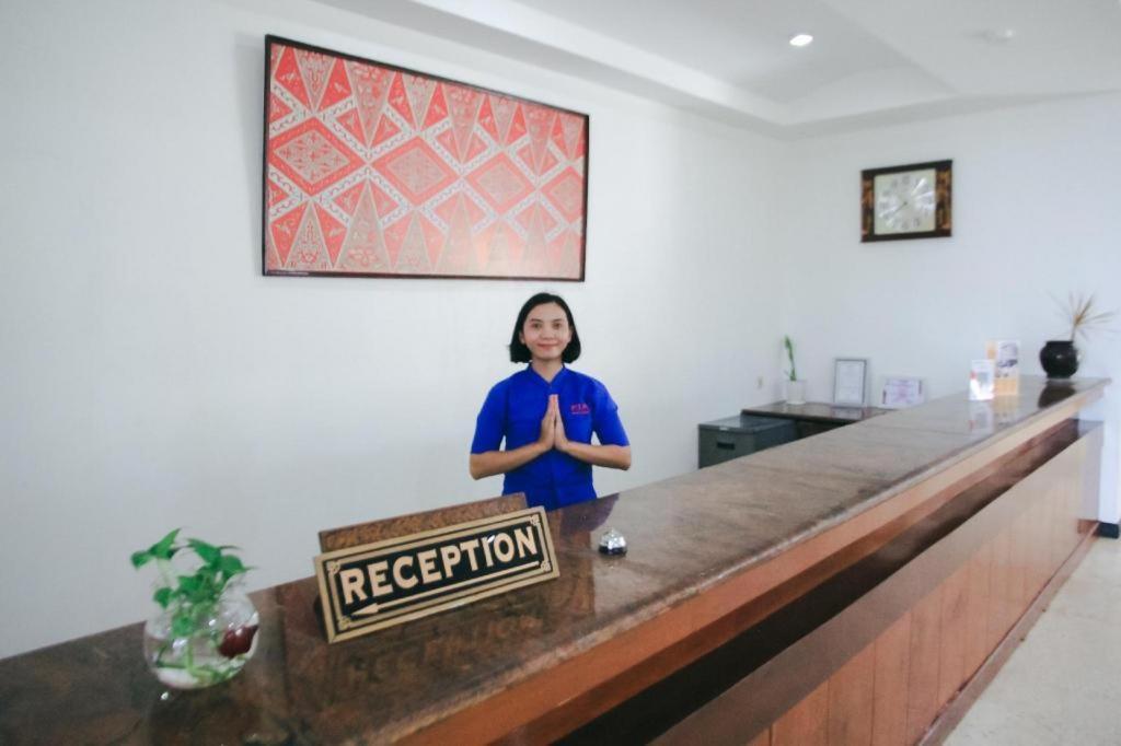 Pia Hotel Pangkalpinang Pangkalan Baru Exterior photo