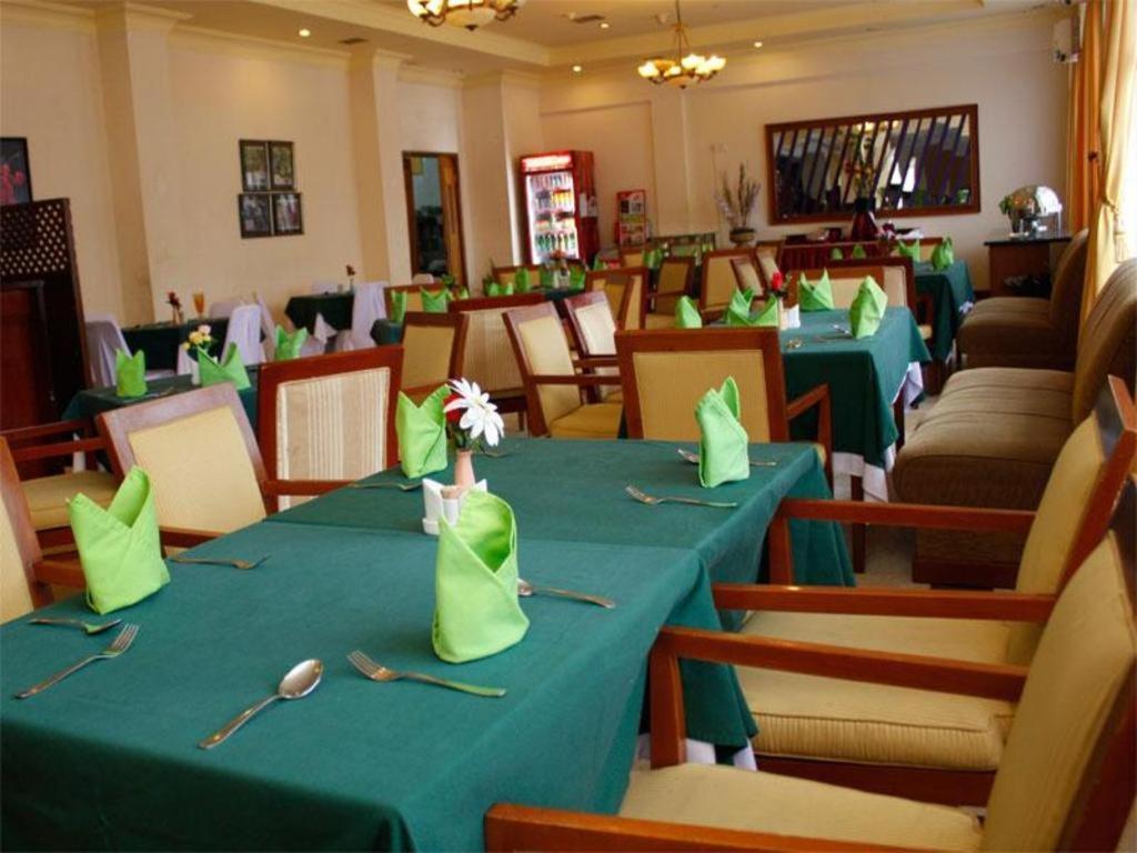 Pia Hotel Pangkalpinang Pangkalan Baru Exterior photo